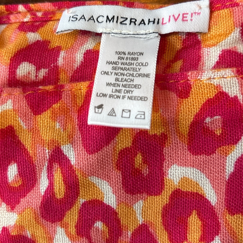 Isaac Mizrahi Live 100% Rayon Floral Print Scarf